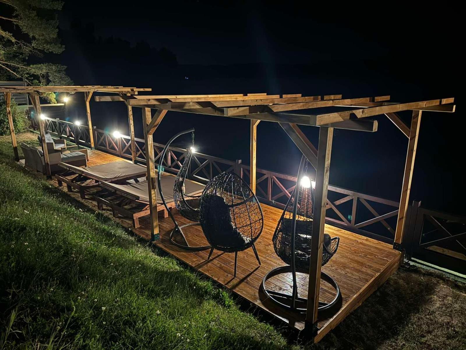 Villa Iskar Lake Residence By Bookvillabg Shtarkelovo Gnezdo ภายนอก รูปภาพ