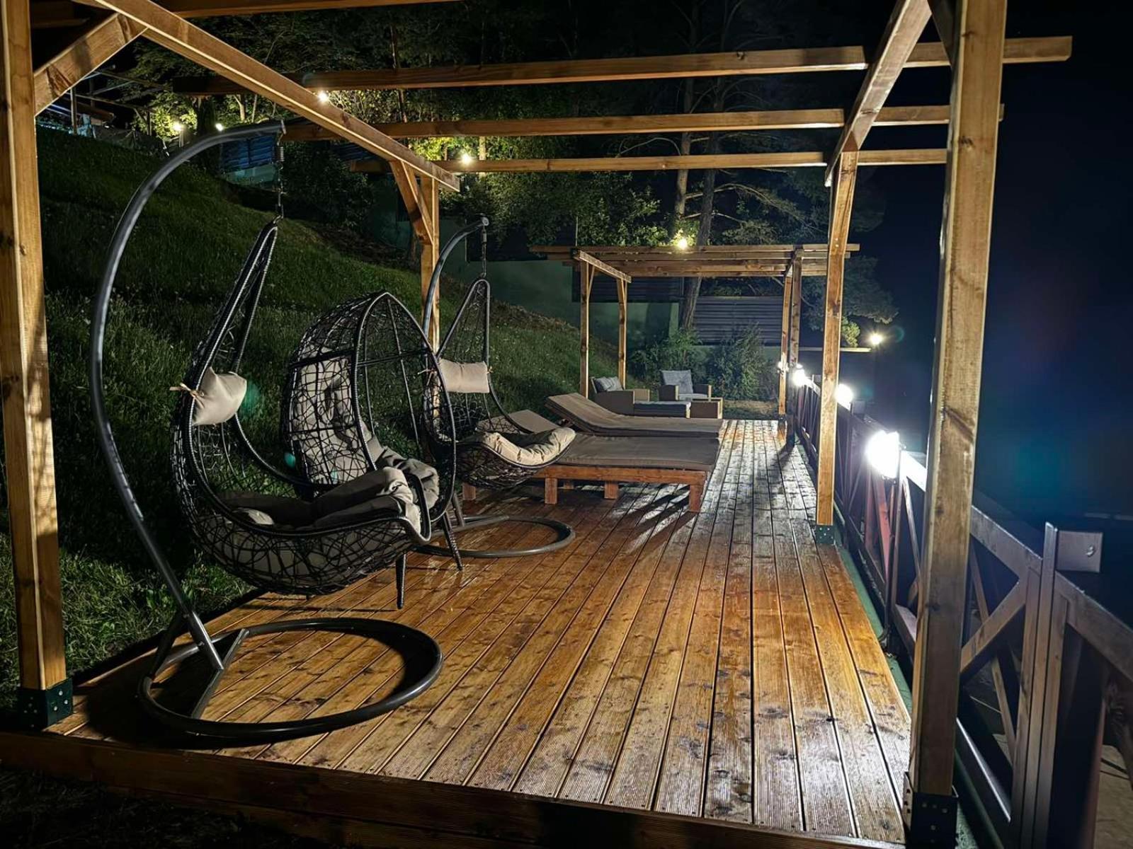 Villa Iskar Lake Residence By Bookvillabg Shtarkelovo Gnezdo ภายนอก รูปภาพ
