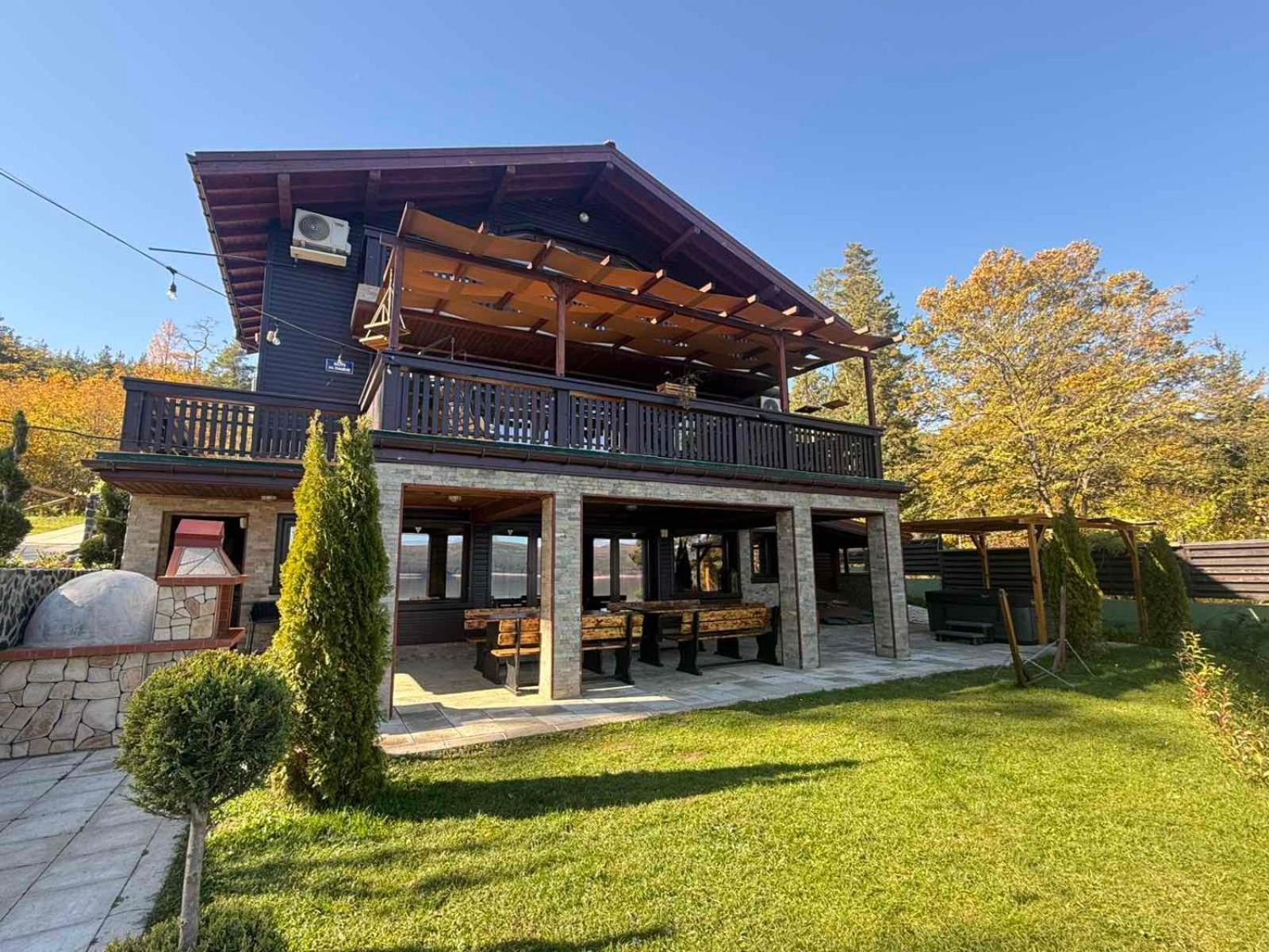 Villa Iskar Lake Residence By Bookvillabg Shtarkelovo Gnezdo ภายนอก รูปภาพ